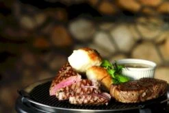 Cobb Pro Houtskoolbarbecue - Zalmrood -Camping Verkoopwinkel 1267 1900 250y8468 2