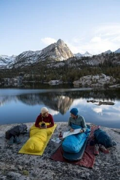 Therm-A-Rest Space Cowboy Mummymodel Slaapzak -Camping Verkoopwinkel 1900 1267 2022 thermarest sierranevada california patitucci 0220