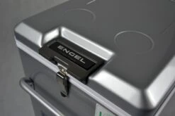 Engel MT35F-S Compressor Koelbox - 32 Liter -Camping Verkoopwinkel 1900 2849 mt35fs verschluss detail