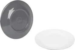 Bo-Camp Melamine Serviesset - 16-delig - Grijs 10 Bo-Camp Melamine Serviesset - 16-delig - Grijs -Camping Verkoopwinkel 900 1271 6181274 02