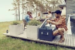 Dometic CFX3 75DZ Compressor Koelbox - 74 Liter -Camping Verkoopwinkel dometic cfx3 bbq dinner friends drinks resultaat