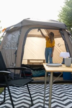 Easy Camp Moonlight Yurt 6 Familietent - 6 Persoons -Camping Verkoopwinkel easy camp moonlight yurt 6 familietent 9